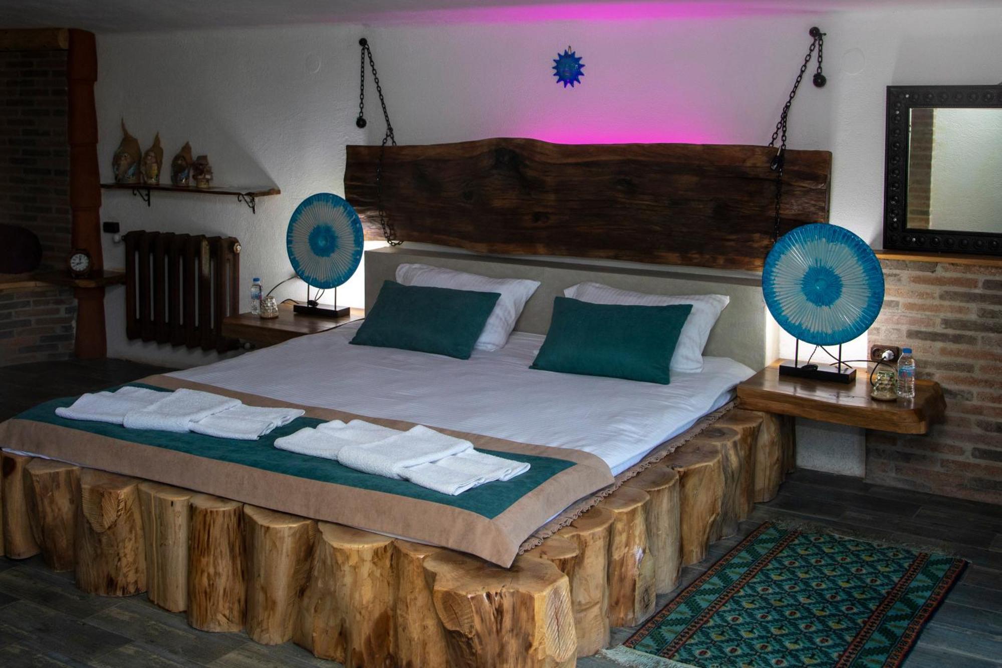 Art Chalet Akhaltsikhe  Rum bild